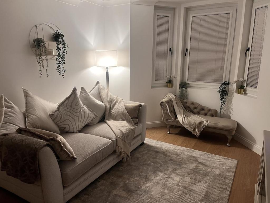 Gorgeous 2 Floor 3 Bed Apartment St Leonards-on-Sea Esterno foto
