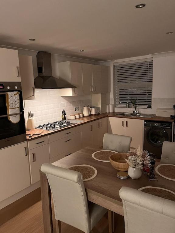 Gorgeous 2 Floor 3 Bed Apartment St Leonards-on-Sea Esterno foto