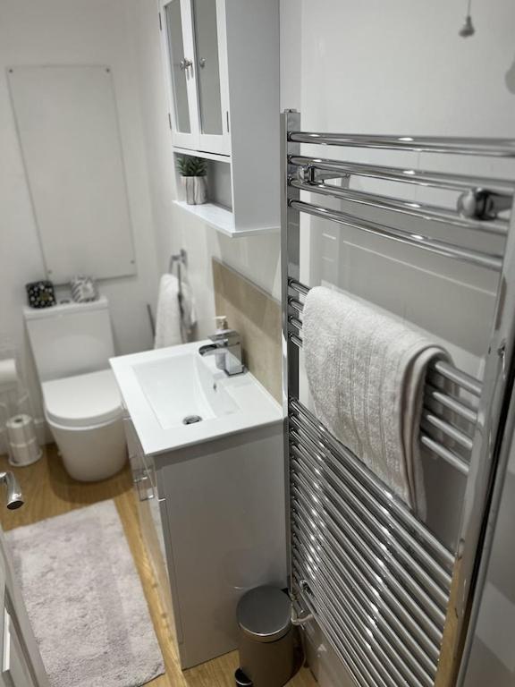 Gorgeous 2 Floor 3 Bed Apartment St Leonards-on-Sea Esterno foto